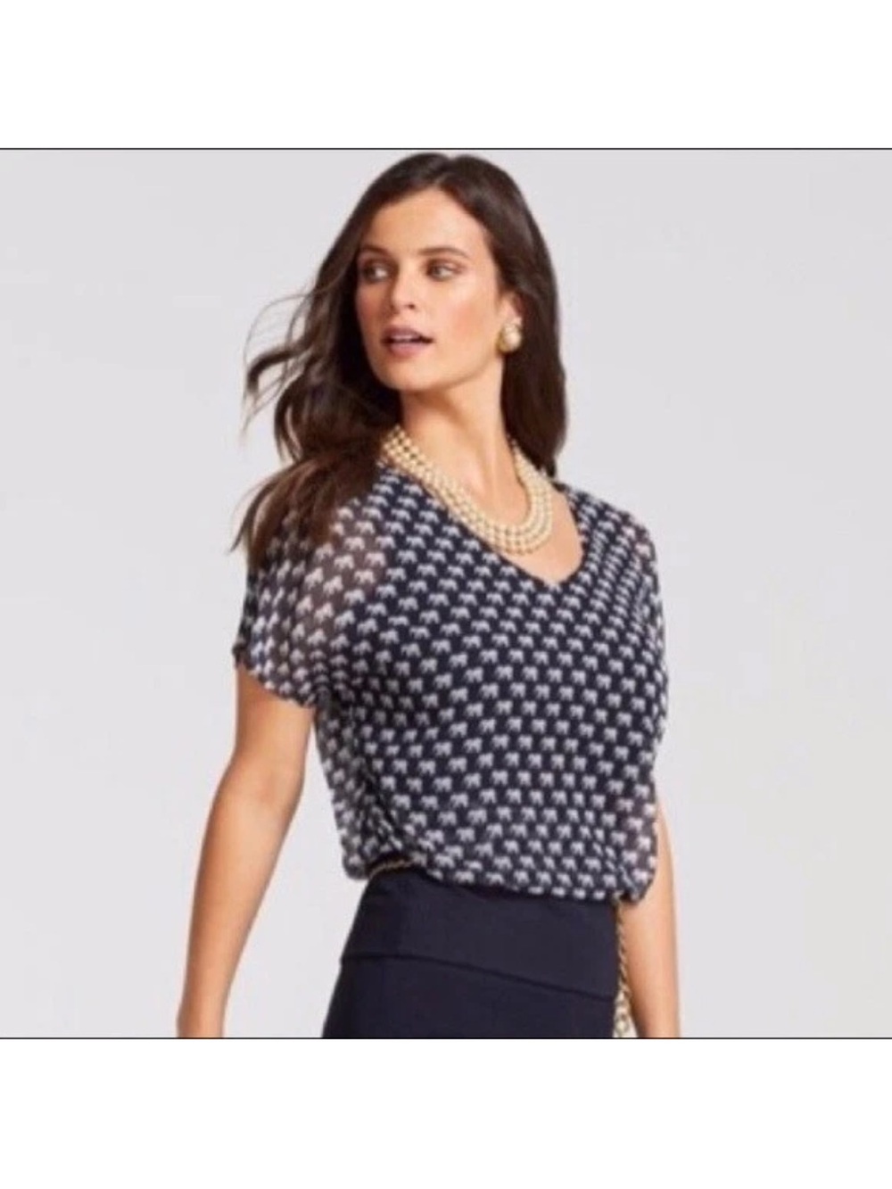 Cabi 5345 Elephants On Parade Navy Patterned Short Sleeve V-Neck Blouse EUC